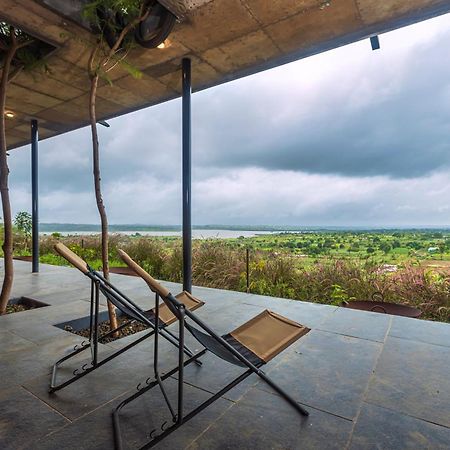 Saffronstays Zen, Igatpuri - Lake-View Villa With Indoor And Outdoor Games Zewnętrze zdjęcie