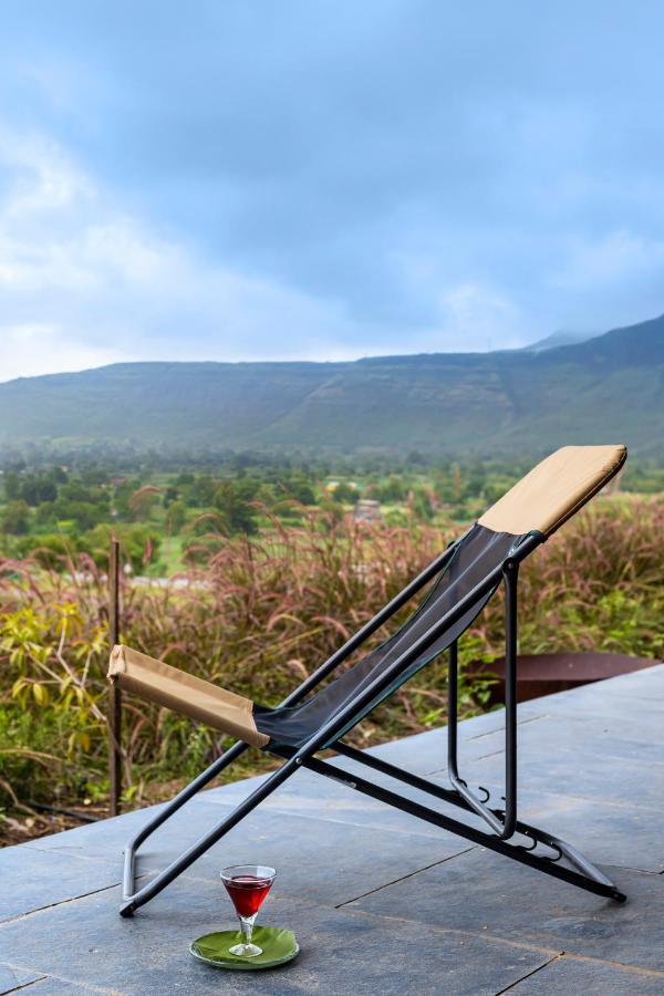 Saffronstays Zen, Igatpuri - Lake-View Villa With Indoor And Outdoor Games Zewnętrze zdjęcie