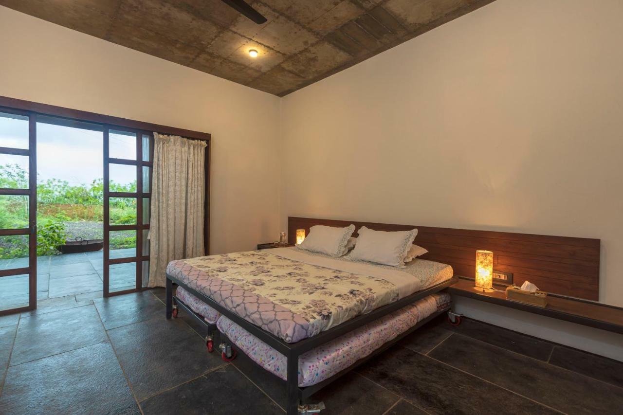 Saffronstays Zen, Igatpuri - Lake-View Villa With Indoor And Outdoor Games Zewnętrze zdjęcie