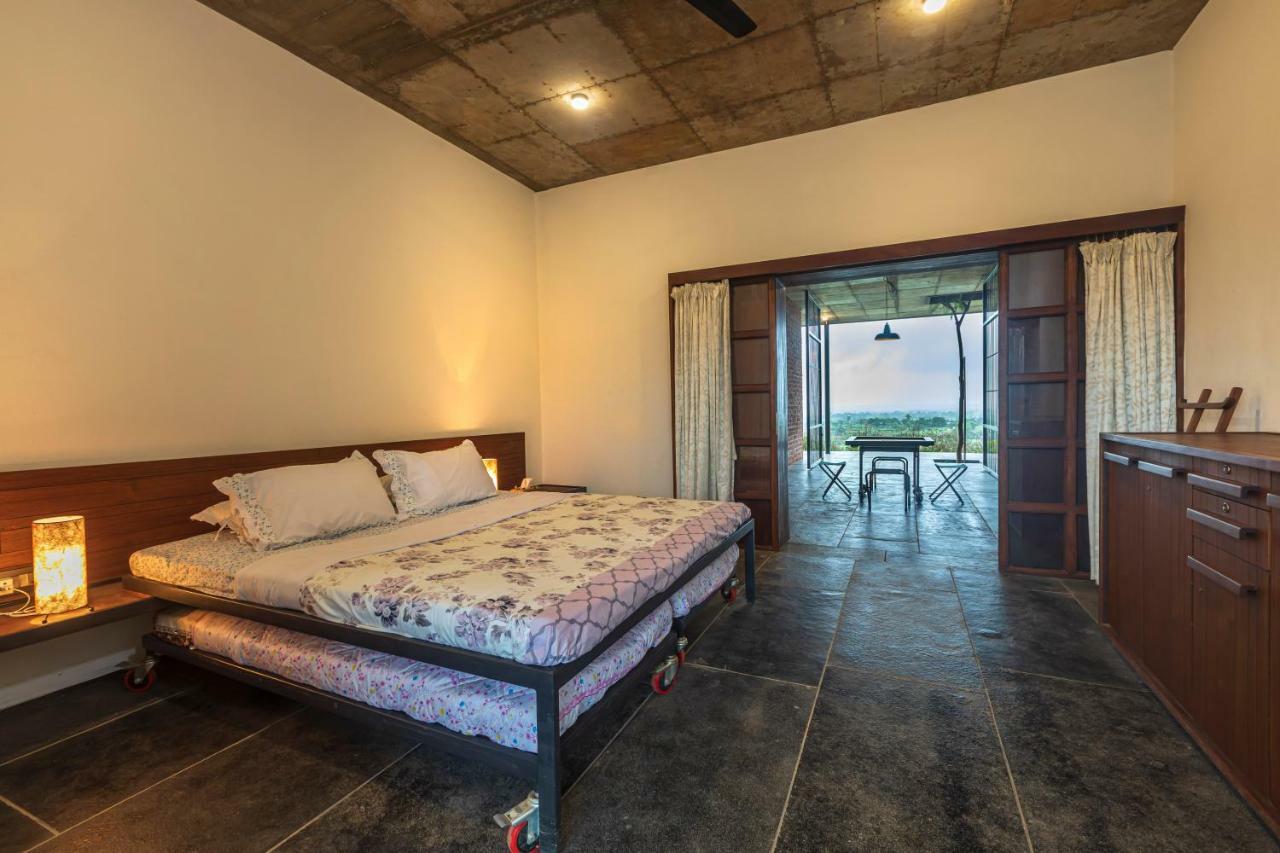 Saffronstays Zen, Igatpuri - Lake-View Villa With Indoor And Outdoor Games Zewnętrze zdjęcie